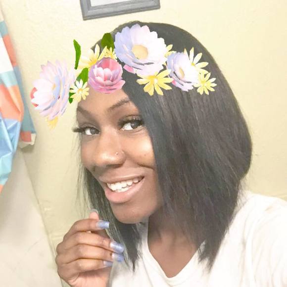 Meet your Posher, Tera - Picture 1 of 1